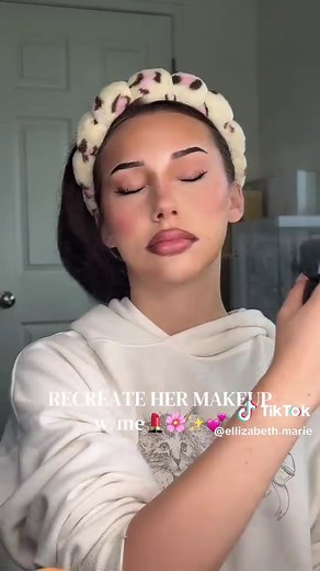 Recreate Leah Halton's Iconic Makeup Look Tutorial