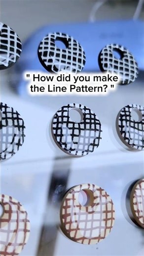 Making Line Pattern using Acrylic Paint Marker! #shorts