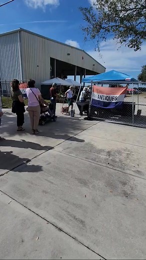 Thank to everyone that came out and supported the show this past weekend. It was a great show! | Vero Beach Antique Extravaganza