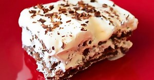 DIY 3 Ingredient Chocolate Icebox Cake Recipe
