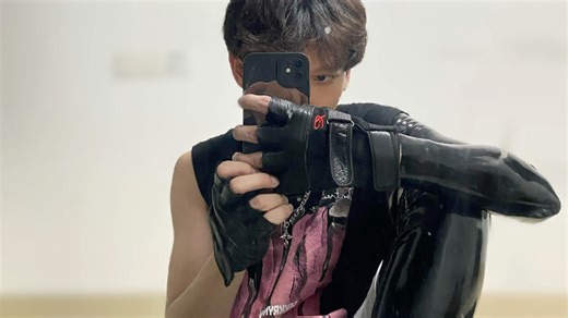 不是，你们不会真忘了因为什么关注的我吧