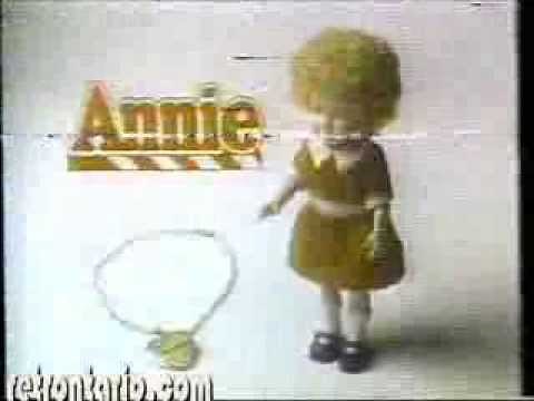 Annie doll 1982