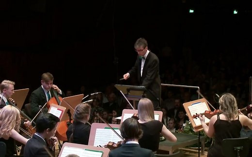 史诗现场（加勒比海盗）Pirates of the Caribbean Orchestral Medley, He's a Pirate