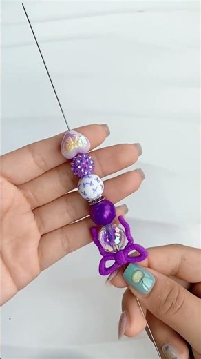 Bow tie keychain tutorial!this is new arrival kit 💗#diy #bow tie #keychain #siliconebeads #craft