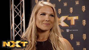 "It was really slow" - Beth Phoenix talks about her switch from a wrestler to a commentator