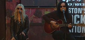 Video: THE PRETTY RECKLESS Performs Acoustically For WAAF Listeners