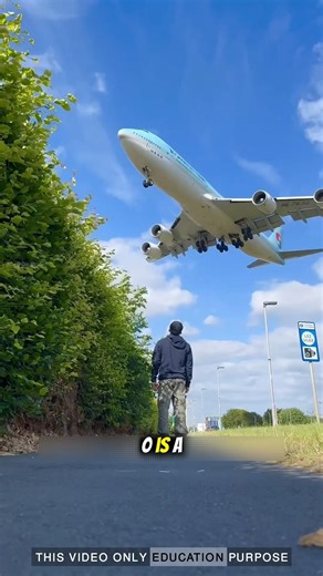 "The Biggest Planes Ever Built ✈️" #AviationGiants #BiggestPlanes #AircraftEngineering