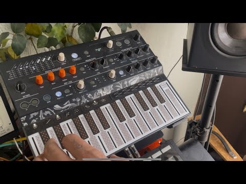 Jam con mi Arturia Microfreak 🧩🎚️🎛️