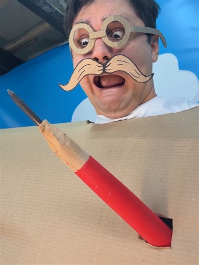 ‏Cardboard man | Cardboard Things