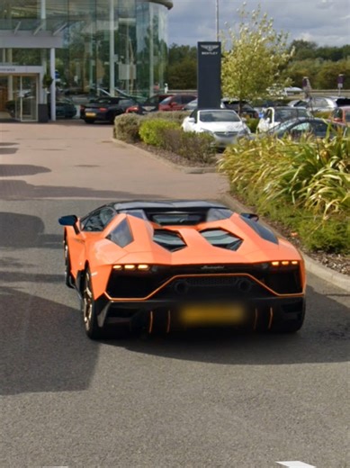 Réponse à @sp2t.matt What next ? #lamborghini #aventador #cars #googlemaps #london