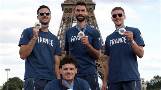 "On est devenu une équipe référence”: après une année 2024 sensationnelle, le basket 3x3 français vers de nouveaux défis