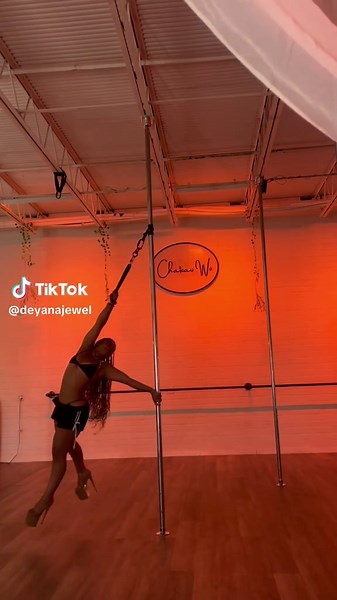 Exploring Unique Arm Strap Techniques for Pole Dance