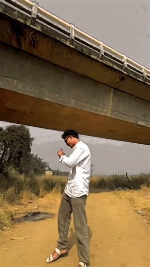 几丨ㄒ丨丂卄ㅤ on Instagram: "Mor Pyar K Nai Thukra 😅❤️‍🩹 . . . .. . @luv_nitish #reelinstagram #reels #expression"