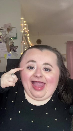 Shimmering neutral eyes! 🩷 #eyeshadowtutorial #neutraleyeshadow #minitutorial #makeuplover | Beautybyhannah215