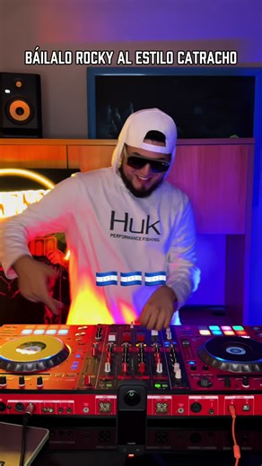 Bailando Punta: La Fiesta Catracha en el Ritmo 🔥