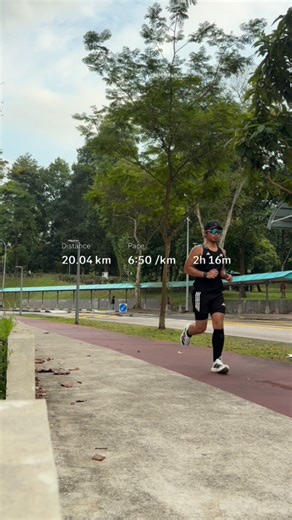 @s.fyee | Marathon Training Week 11/16😐 Tuesday(Easy): 9K @ conversational pace Saturday(Long): 20K @ conversational pace #running #training... | Instagram