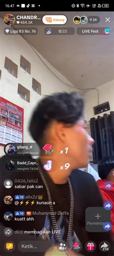 Chandra Wiguna Live Performance Emotional Moments