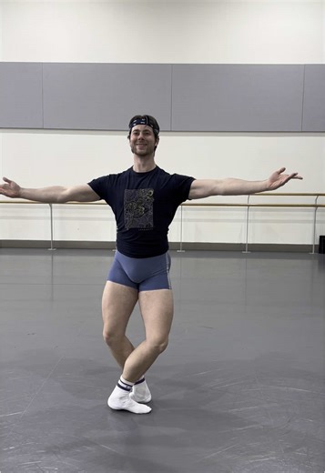 Ballet Step Friday: Mastering the Double Tour en L’air