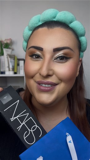 Carly Farren | Content Creator on Instagram: "After my first @nars_artistry_sa masterclass at the @arcstoreofficial waterfront I can confirm that I am hooked!! ❤️‍🔥🥰 Thanks to @lylee.j for the help! I am definitely coming back for the primer! 🤭 I forgot to mention that I was also gifted a full size iconic Nars Blush in the shade orgasm 😍 I think that both foundations are definitely value for money, a little goes a long way and both are filled with skin loving ingredients from @shiseido ❤️ Le