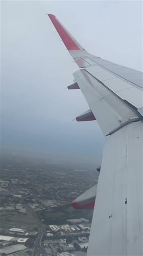 Sydney Takeoff in 25 Seconds ✈️