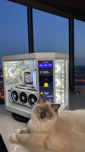 Sidalia Aguilar on Instagram: "I’m giving the @hytebrand Y70 Touch Infinite a test run! Swapping in some parts from my other PCs and using a few I had on hand. I’m currently in an @nzxt H9 Flow, but the Y70 might become my new main rig. Thoughts? #gaming #pcgamingsetup #gamingsetups #pcbuilds #pcbuild #gamingpc #pcsetup"