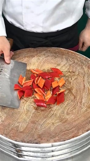 EasyRedPepperGarnishCarvingIdeasRedPepperVegetableCarvingTutorialStunningRedPepperDecorationCarving