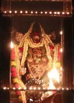 ಕಟೀಲು ಶ್ರೀ ದುರ್ಗಾಪರಮೇಶ್ವರಿ ದೇವರ ಮಹಾ ಪೂಜೆಯ ಮಹಾಮಂಗಳಾರತಿ 18/12/2025 - ೧ #shortsviral #shreeraksha