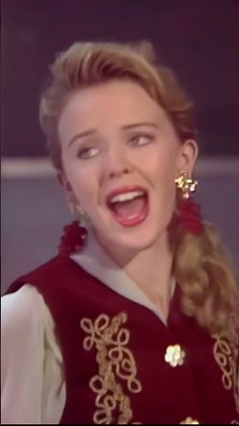 Kylie Minogue & Jason Donovan - Especially For You - TOTP 1988