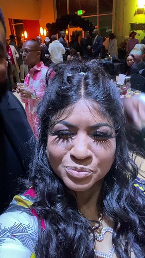 3.5K views · 104 reactions | BOSS ALERT: I been 2 Hell n Back but l don’t look like it !!! 2023 lm let my Baby Boy Dada of my Bunch RIP !!! I am who l am Sonie the One n Only coming out of the Darkness #FacebookReelsContest | Sonya Mitchell | Facebook