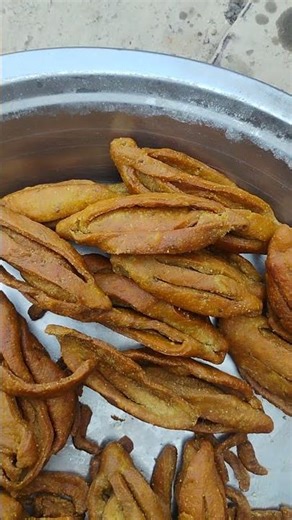 Crispy Maida Ajwain Mix Mathri | Khasta Matthi Recipe at Home| Perfect Tea Time Snack #food #cooking