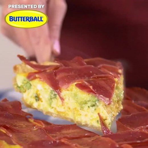 Turkey bacon lattice adds a WOW factor to this super easy quiche! 🥓🥓 https://foodtv.com/2Ok69Ff | Food Network
