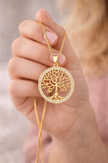 Tree of Life Necklace • Family Tree Pendant • Symbolic Family Jewelry Gift - Etsy