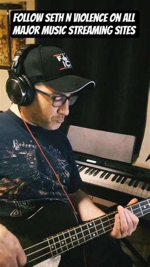 Jammin "Let It Off" by CZARFACE on bass guitar & piano #piano #bass #bassguitar #czarface #hiphop