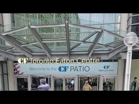 GIANT Color-Changing Christmas Tree!