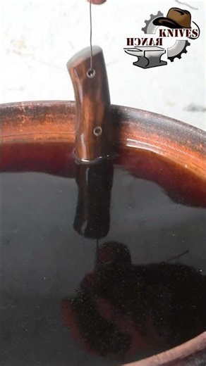 Acid Etching to Reveal Layered Damascus Pattern | Knives Ranch