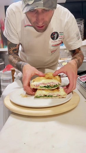 Authentic Italian Pizza Making with Napolitan Pizzaiolo