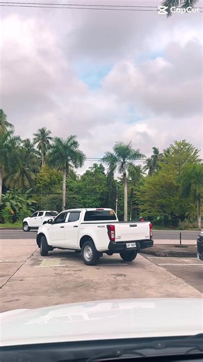 Discover the Isuzu D-Max for Endless Adventures