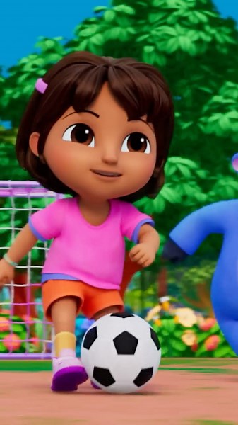 dora plays in the fútbol championship game! ⚽️ #dora