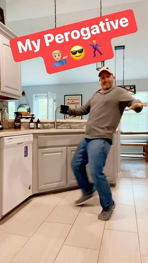 Bryan Martin on Instagram: "Continuing this Bobby Brown back-in-the-day vibe this morning! 💁🏼‍♂️😎🕺 I love this song! You do you and don’t worry about what anyone else thinks! Be a good person and pump out positive vibes! 👏🏻🙌🏻🤙🏻👍🏻🕺🕺🕺 #bobbybrown #myprerogative #80s #80smusic #youdoyou #backintheday #vibes #selfrespect #standup #positivity #goodvibes #mondaymotivation #positivethinking #positivity #herewego"