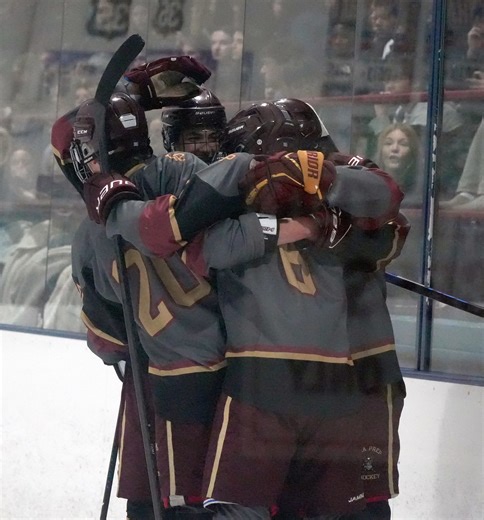 11 score for ETBE/New Ro hockey; Iona Prep wins in Jan. 12 scoreboard