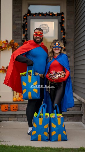 #SNICKERS_Partner Halloween always sneaks up on me 👻 luckily my #HalloweenHero, @Walmart Express Delivery, has my back with all the candy runs, delivered in as little as 1 hour*! No more excuses for an empty bowl 😂🍫
