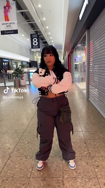 Kehlani Performing Edits: Finger Dance & Basic Dance | Singing & Dancing | Talents