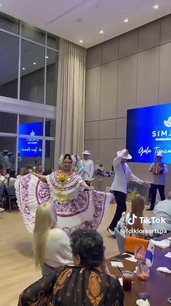 Danza Folklórica Panameña: El Punto Tradicional