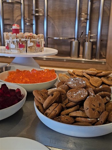 Valentine's Day Desserts on Carnival Sunshine