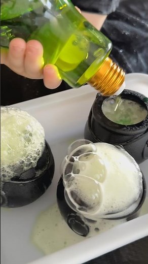 DIY Halloween Magic Potions 🧪🔮 Easy Bubbling Cauldron #shorts