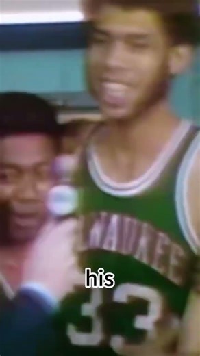 The Day Jordan Destroyed Jabbar#michaeljordan #chicagobulls #rivals #goat #NBA