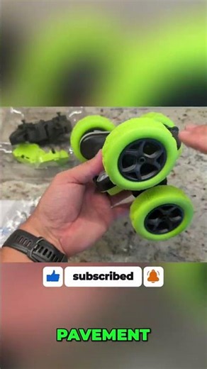 4WD RC Stunt Car That Flips Both Ways - LED and USB-C #Shorts