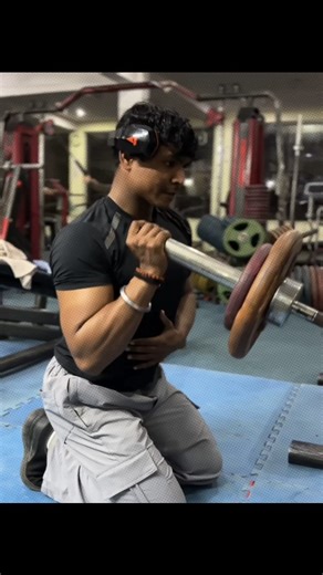 Thakur Vinod ThaKur on Instagram: "Gym 💪 . . . . . . #gym💪 #gymmotivation #fitness💪 #motivation #virlapost❤️"