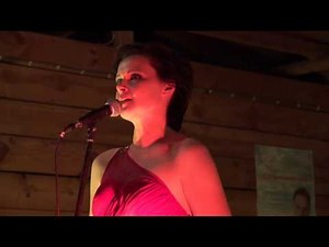 Mia Leivo & Veijarit - Illan Varjoon Himmeään