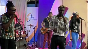 Dance moves 🤣🤣 CAMUKA Mu DDIRO Lyo. Live band & your favourite Artirsts every sun 4pm. Dont miss the groove & the best entertainment on BBSTV Thank you all for watching your lunch time Entertainment Show. KIRIKITYA show mon-fri 2pm/bbsTv. Love you my Dianah Forevers🥰🥰 | Dianah Nabatanzi